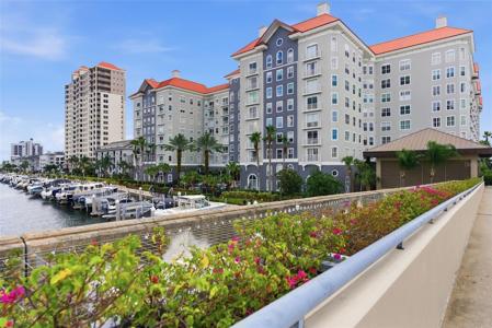 700 S HARBOUR ISLAND BOULEVARD