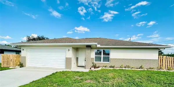 1045 CUMBERLAND ROAD