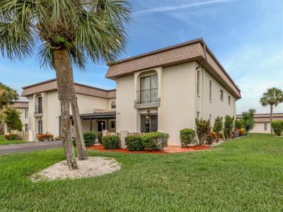 1720 LAKESIDE DRIVE
