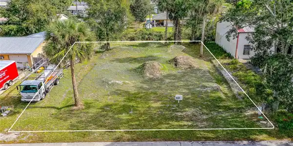 2421 Guava DRIVE