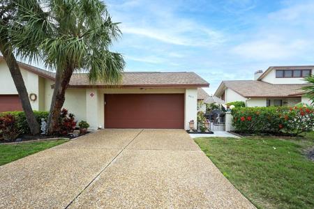 6013 COURTSIDE DRIVE