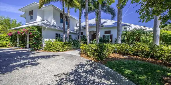 416 PARK LANE DRIVE