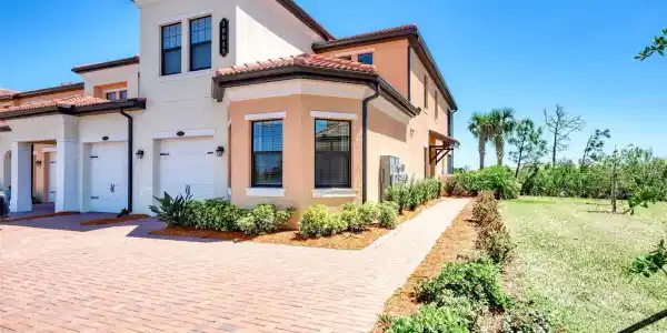 10035 CROOKED CREEK DRIVE