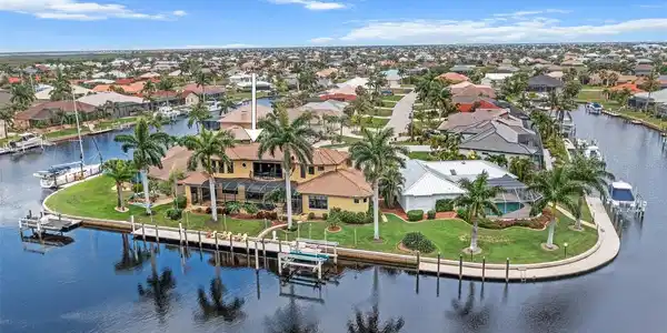 3846 SAINT KITTS COURT