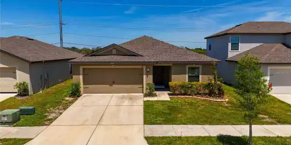 824 CHATHAM WALK DRIVE