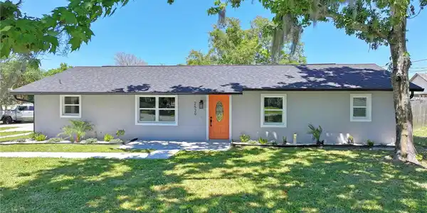 2529 WOODLAND