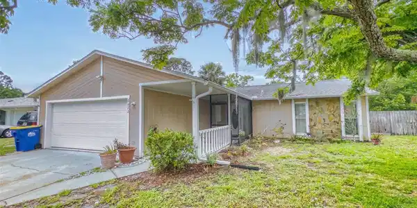 2622 TRAVELERS PALM DRIVE