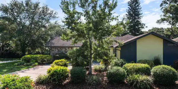 3 SUMMIT LANE