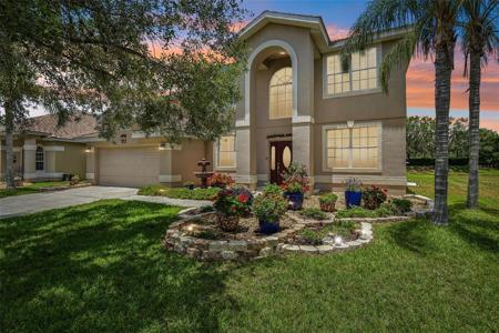 121 NEW BRITON COURT