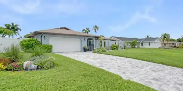 1225 PINEBROOK WAY