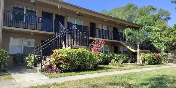 2500 HARN BOULEVARD