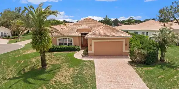 9124 ALEXANDRIA DRIVE