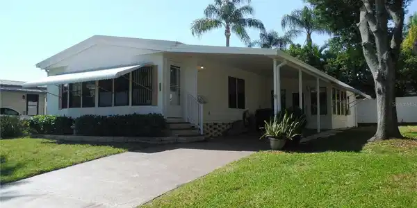158 PINEWOOD TERRACE