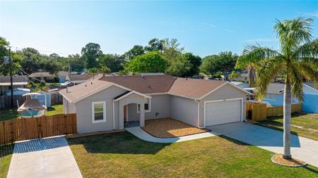 910 41ST STREET COURT W