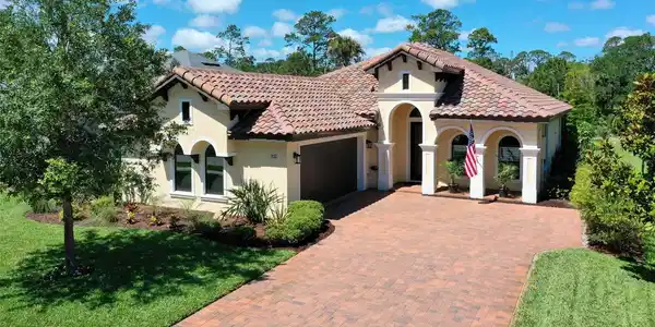 200 S RIVERWALK DRIVE
