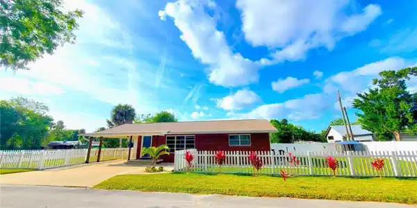 114 BAY STREET