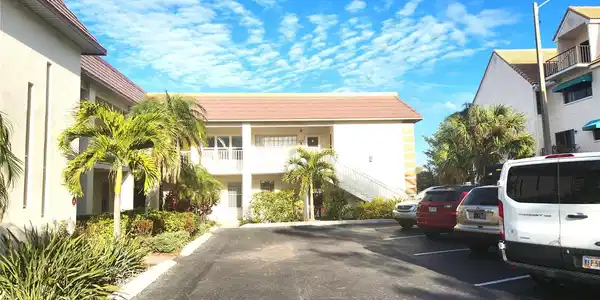 333 ISLAND WAY
