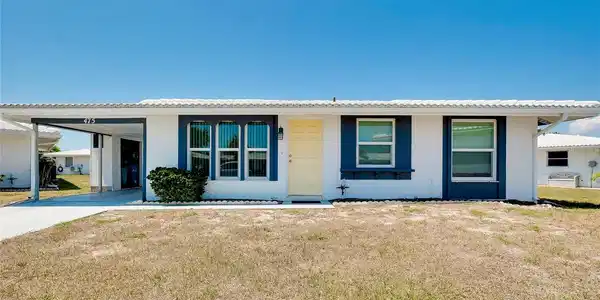 475 CIRCLEWOOD DRIVE