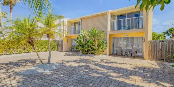 312 DUE EAST STREET