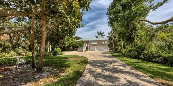 7505 MANASOTA KEY ROAD