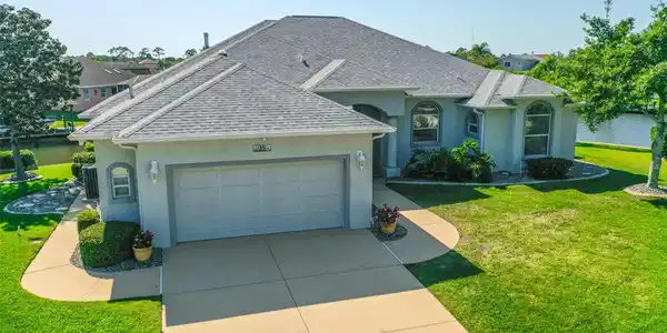 35 COLLINGDALE COURT