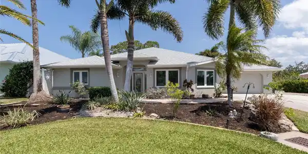 300 GULF DRIVE