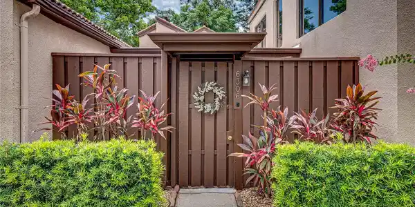 6306 PELICAN CREEK CROSSING