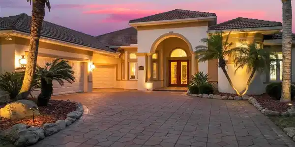 46 WATERVIEW DRIVE N