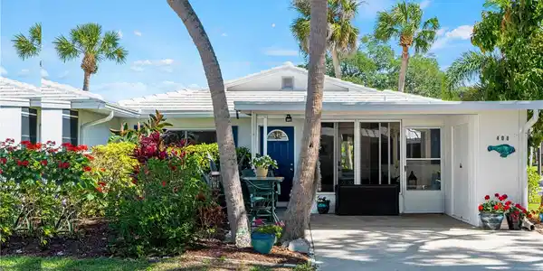 408 KETCH WAY