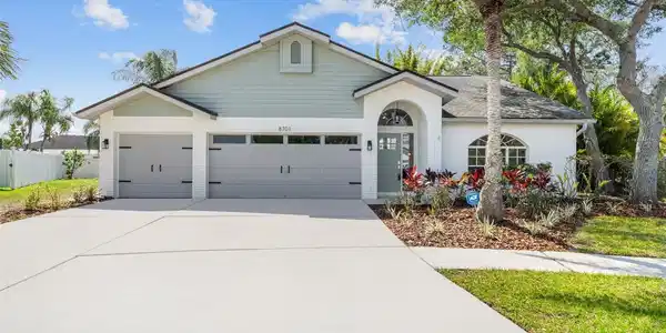 8701 MAPLE LAKE PLACE