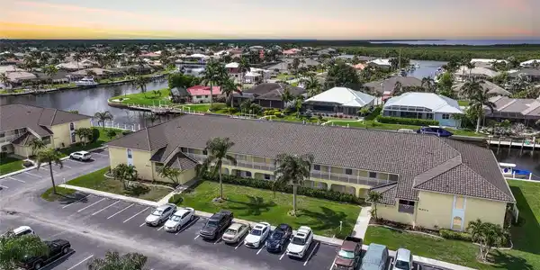 4000 BAL HARBOR BOULEVARD