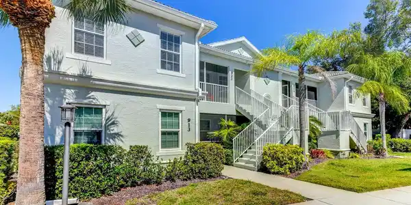 900 GARDENS EDGE DRIVE