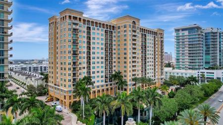 750 N TAMIAMI TRAIL