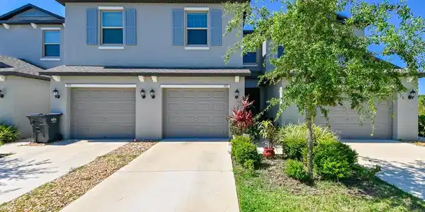 713 ROYAL EMPRESS DRIVE