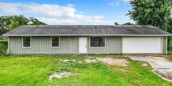 1304 TRAVELERS PALM DRIVE