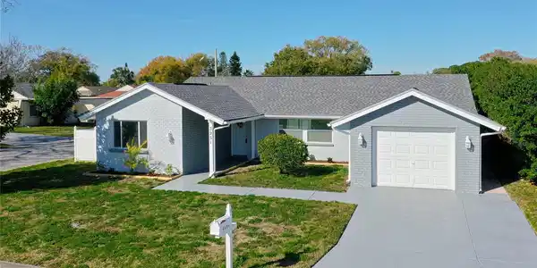 3951 GLISSADE DRIVE