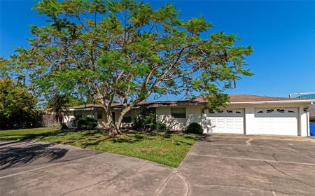 329 SHORE DRIVE