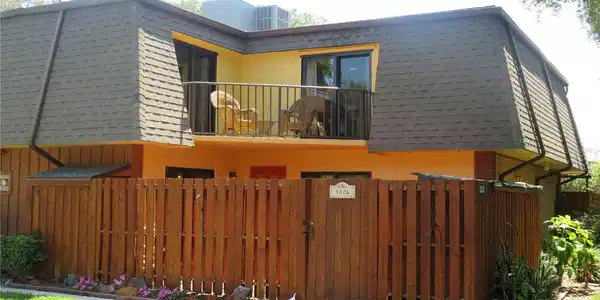 3826 SAXON DRIVE