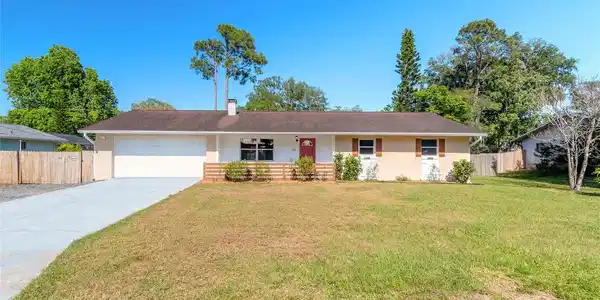 1913 SABAL PALM DRIVE