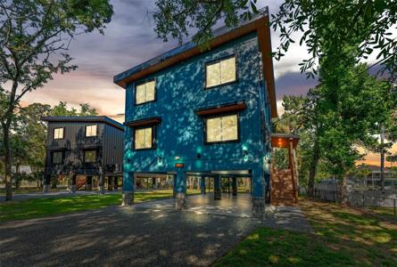 5278 TUSCAWILLA DRIVE