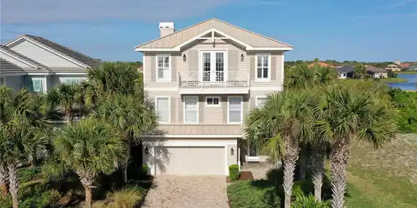 33 CINNAMON BEACH WAY