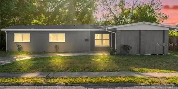 4830 KEY LARGO DRIVE W