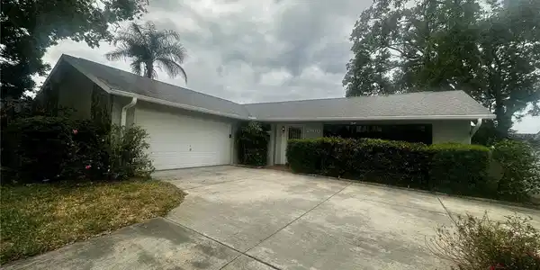 2900 ST JOHN DRIVE