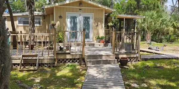 12888 THE HOMOSASSA RIVER