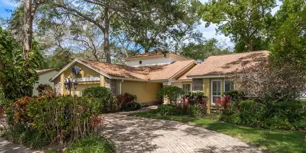 59 CRANE DRIVE