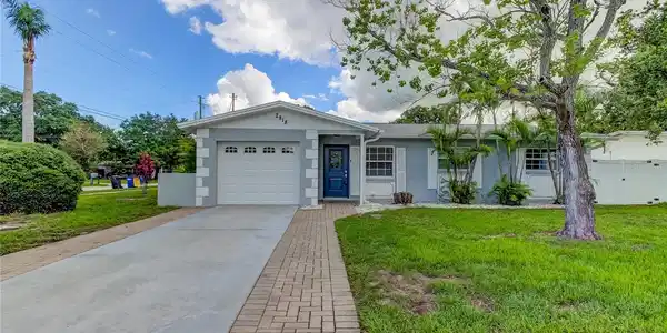 2818 SAINT JOHN DRIVE