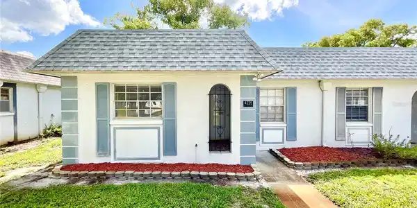 4225 SHELDON PLACE