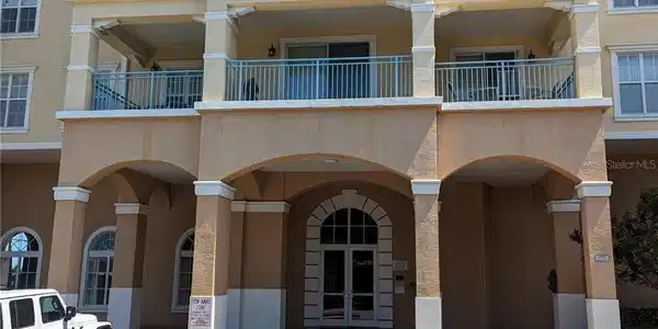 700 N OSCEOLA AVENUE