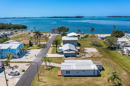 4520 106TH STREET W