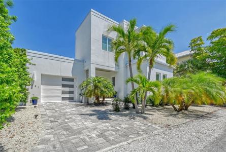 1691 DEVONSHIRE LANE